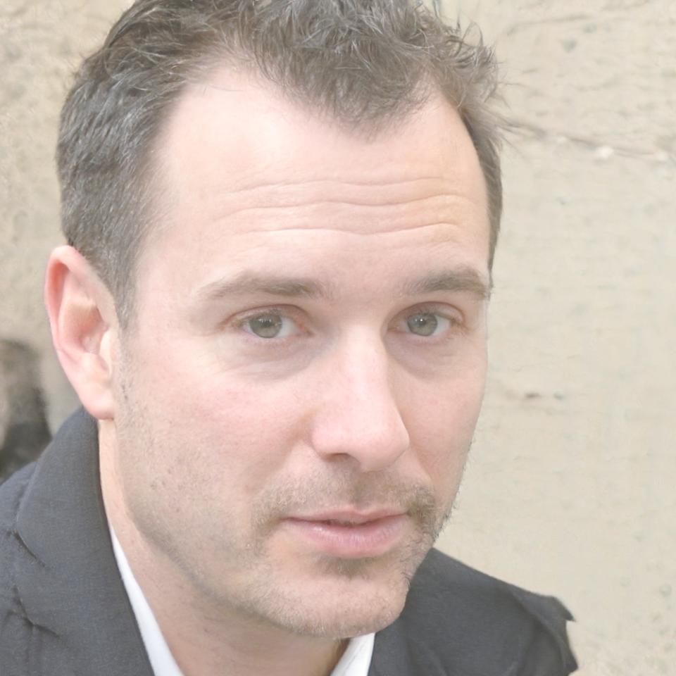 Client testimonial from Viktor Larsen